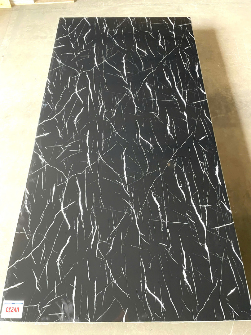 UV233 Black
