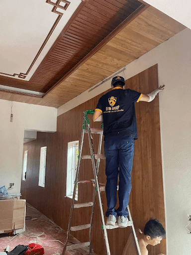 Thanh lam sóng gỗ nhựa làm vách ngăn