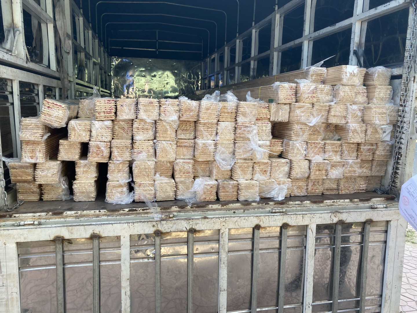 Địa chỉ mua gỗ thông nhập khẩu uy tín cho nội thất & xây dựng